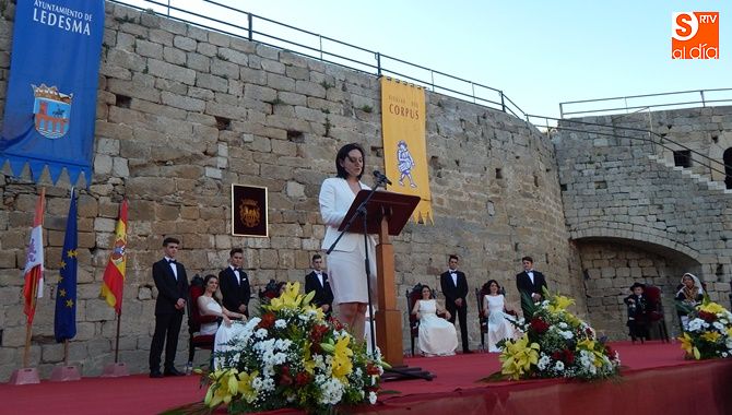 La periodista Rosalía Sánchez, natural de Ledesma, ha ejercido de pregonera del Corpus 2017