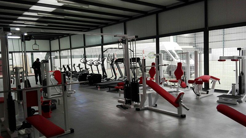 La sala cuenta con maquinaría de ejercicios de última generación. Fotos: Ayto. La Alberca