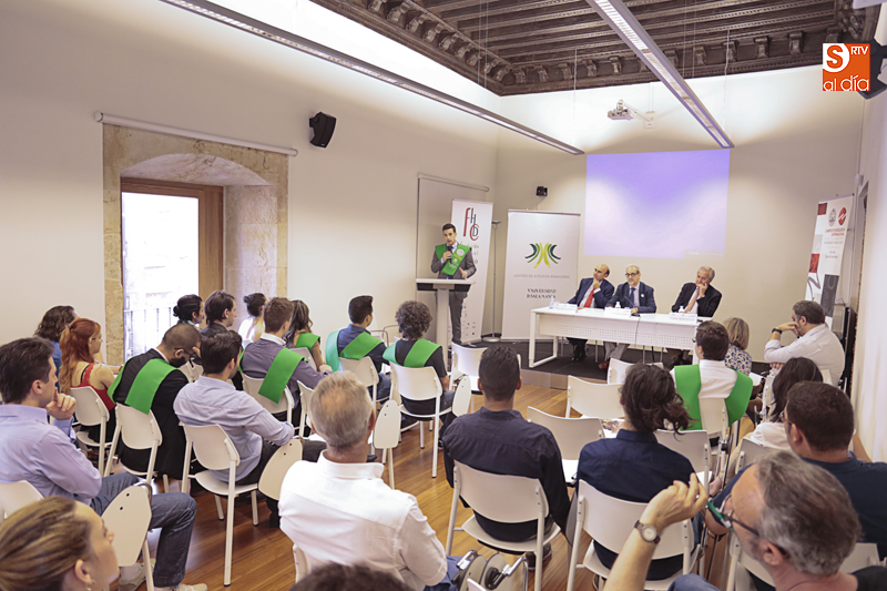 Un momento del acto de graduación celebrado este viernes. Foto: Alejandro López