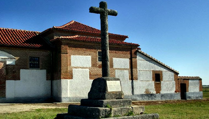 Los vecinos de Ventosa, Coca y Alconada se enteraban de la noticia a las puertas de los templos tras una intensa espera