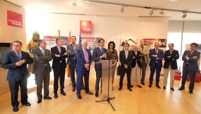 Suárez-Quiñones ha presentado junto a los nueve delegados territoriales de la Junta el operativo de lucha contra incendios forestales