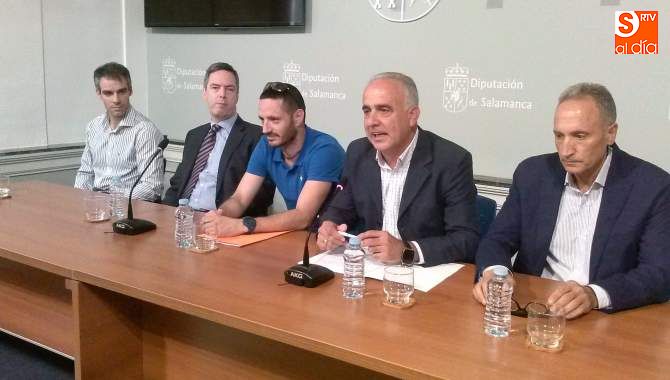 Un momento de la rueda de prensa en la Diputación