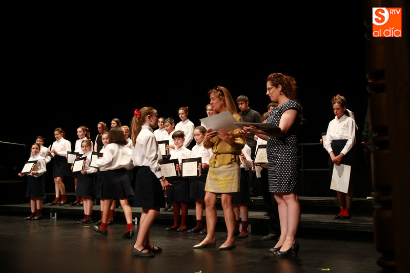 Entrega de diplomas a los alumnos del Precoro, Coro de Niños y Coro Juvenil Ciudad de Salamanca