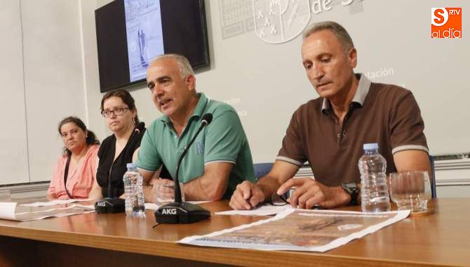 Momento de la presentación de la carrera de Coca de Alba