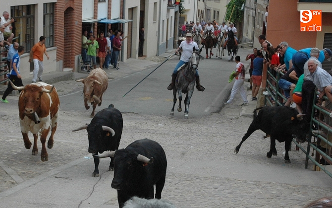 Emocionante encierro a caballo el vivido este domingo en Hinojosa de Duero