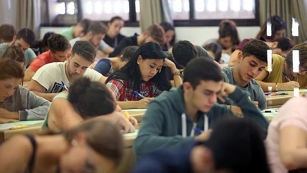 CGT denuncia la privatización parcial e ilegal de las pruebas externas de fin de etapa  