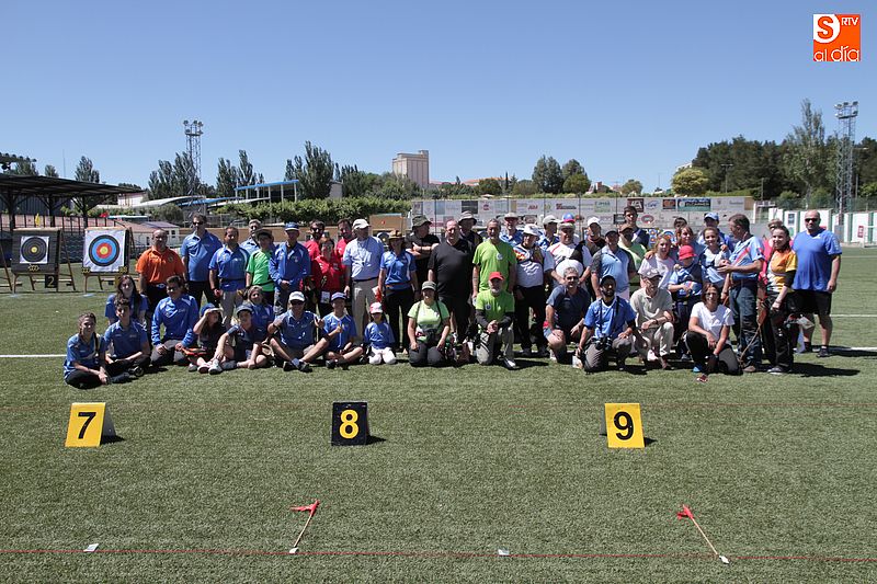 foto de familia con todos los participantes en el III Torneo de Guijuelo.