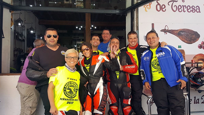 Más de un centenar de moteros han participado en la I Ruta Ases Charros