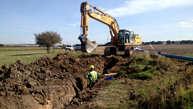 Los 2,6 millones concedidos ahora completaran la sustitución de la tubería que  se iniciaba el pasado año. Foto: Archivo
