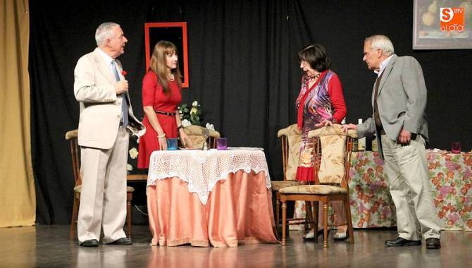 Tras el éxito de Psicoanálisis de una boda , Ateneo Teatro estrena ahora Prohibido suicidarse en primavera / CORRAL