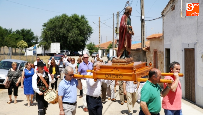 Procesión de Santo Tomás en Galindo y Perahuy / Foto de Alberto Martín