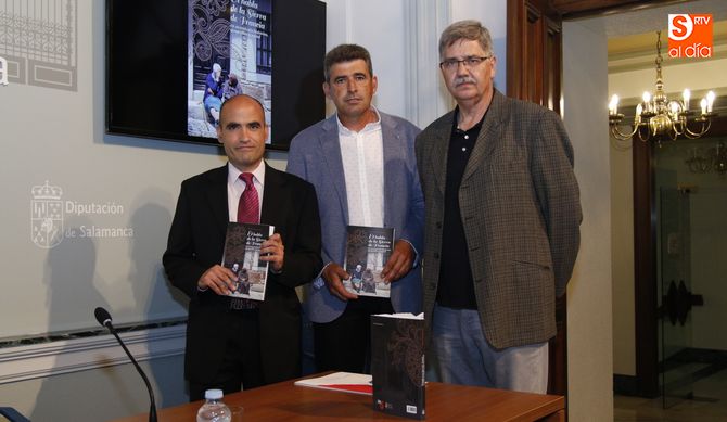 Gonzalo Francisco Sánchez, Julián Barrera y Juan Francisco Blanco. Foto: David Fernández para of