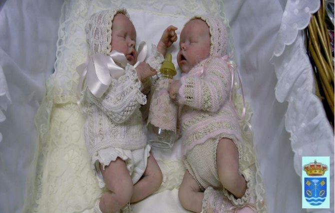 Exposición solidaria de Bebés Reborn a favor de la asociación Pyfano  