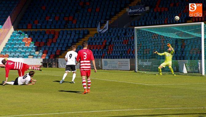 Imagen de uno de los partidos de la pasada temporada del CF Salmantino