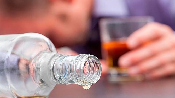 Prevención del consumo del alcohol y drogas desde la adolescencia