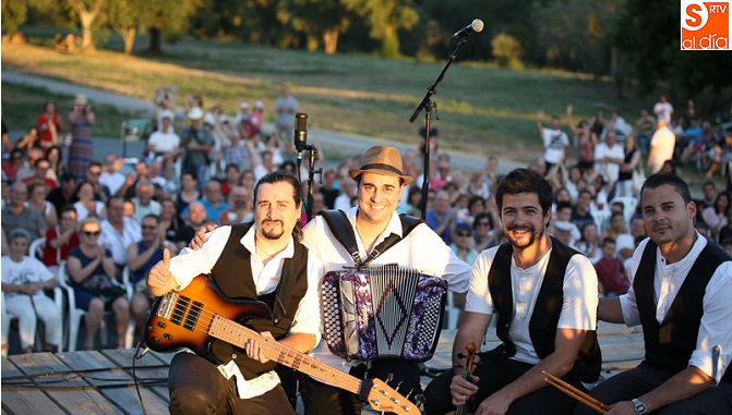 Raúl de Dios ha protagonizado el segundo concierto en la Isla del Soto. Foto: Alberto Martín