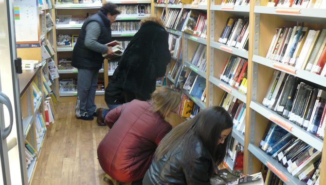 Los bibliobuses prestan servicio a 188 municipios