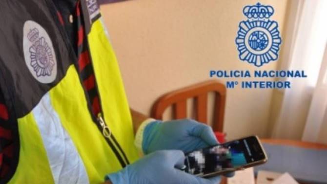 El menor recibió mensajes amenazantes por el móvil