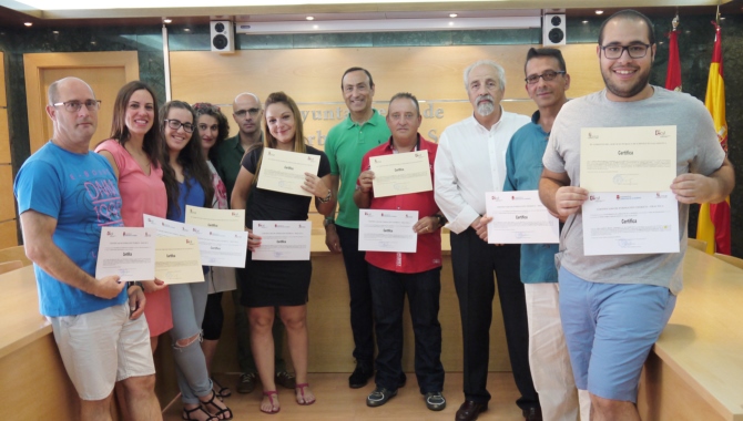 La clausura del curso incluyó la entrega de diplomas