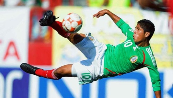 Martín Galván, en uno de sus partidos con la selección de México sub 17