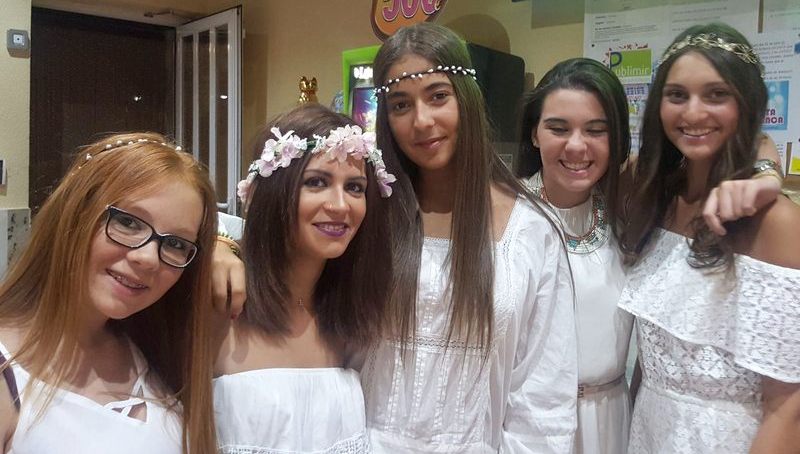 Desde los más jóvenes a los ya metidos en años, todos disfrutaron de esta primera fiesta ibicenca