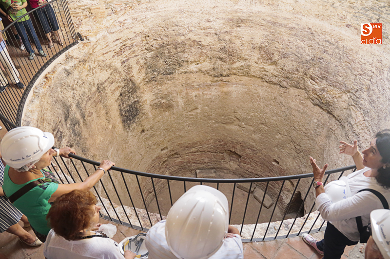 Éxito de las visitas al Pozo de Nieve. Fotos: Alejandro López