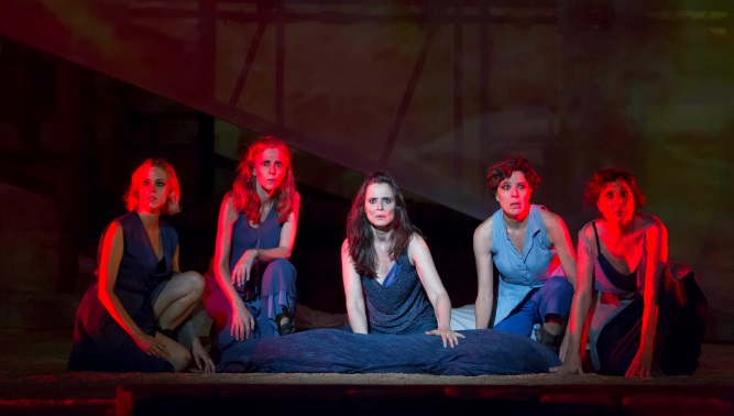 Protagonistas de Troyanas, la obra que se podrá ver este martes en Fonseca