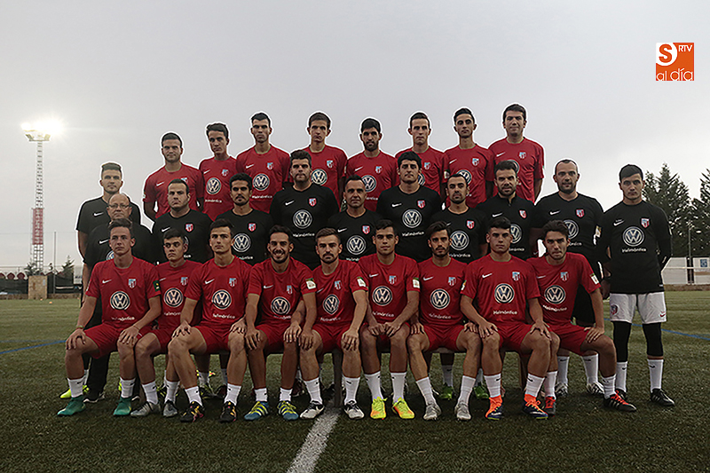 Foto de la UD Santa Marta este lunes en el primer entrenamiento de pretemporada. Foto: Alex López