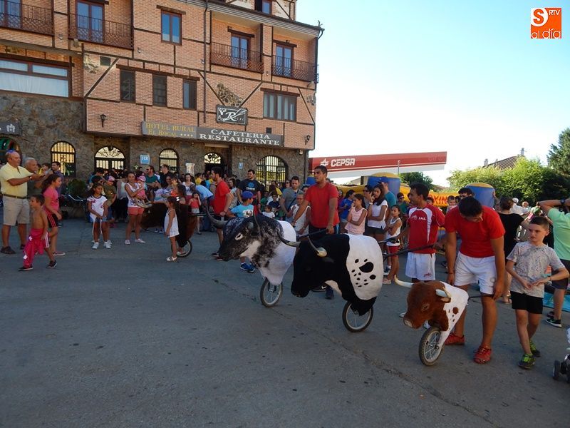 El encierro infantil con carretones regresa de nuevo a la Plaza del Mercado, este sábado