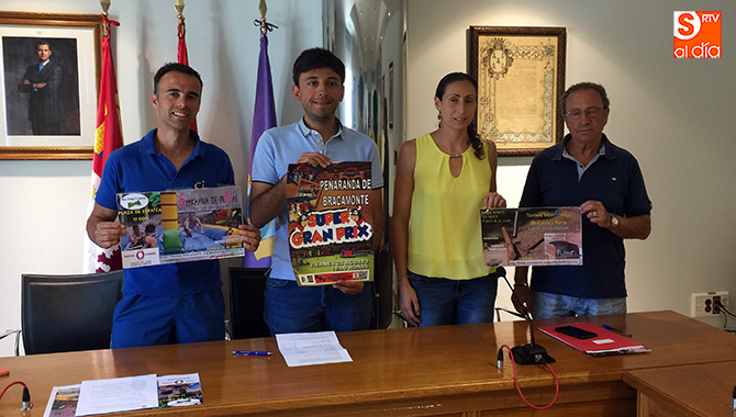  Los concejales Francisco Díaz y Pilar García, junto a Roberto, de Animaciones CID y Juan Sánchez, Presidente del Club de Calva, presentaba hoy los tres eventos