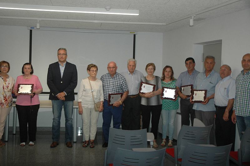 El Ayuntamiento rinde homenaje a las víctimas y familiares de la explosión de 1967