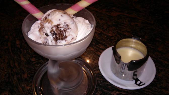 Copito de Nieve vuelve para convertirse en el helado del verano en Café-Bar El Molinillo