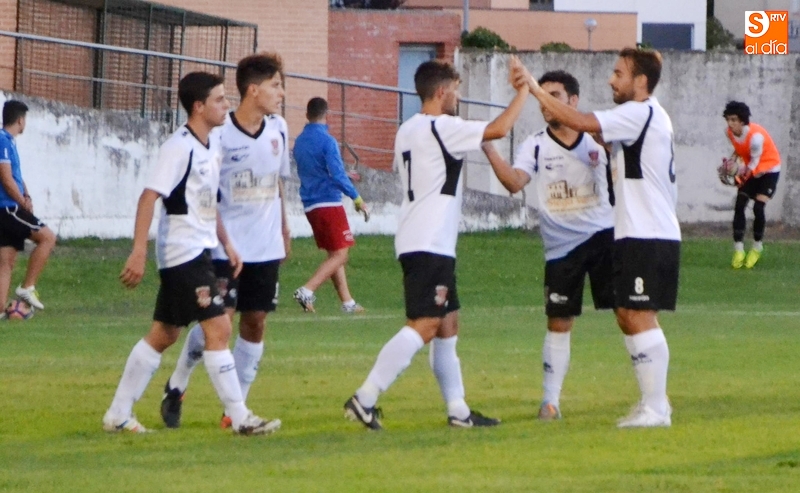 Las celebraciones de goles se sucedieron a lo largo del encuentro