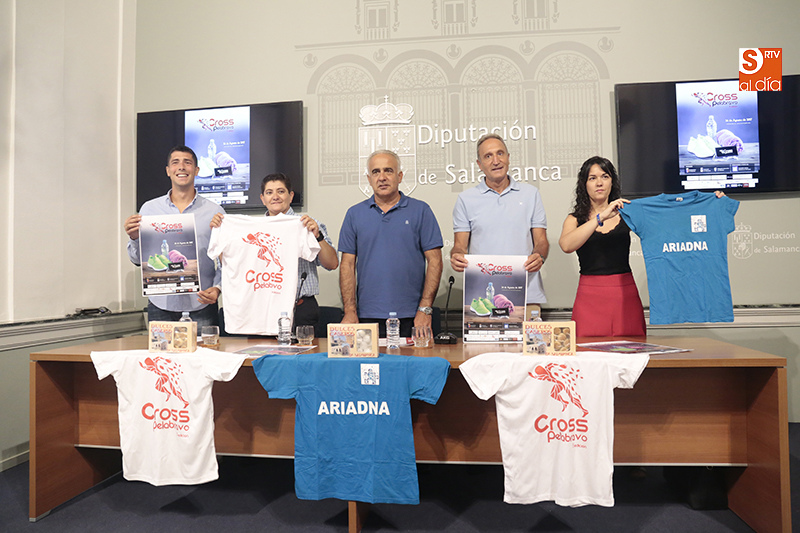 Presentación del cross de Pelabravo en la Diputación (Foto de Álex López)