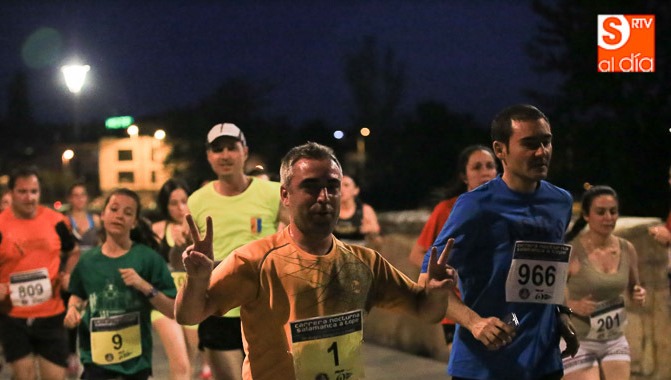 Carrera nocturna de Salamanca a Tope