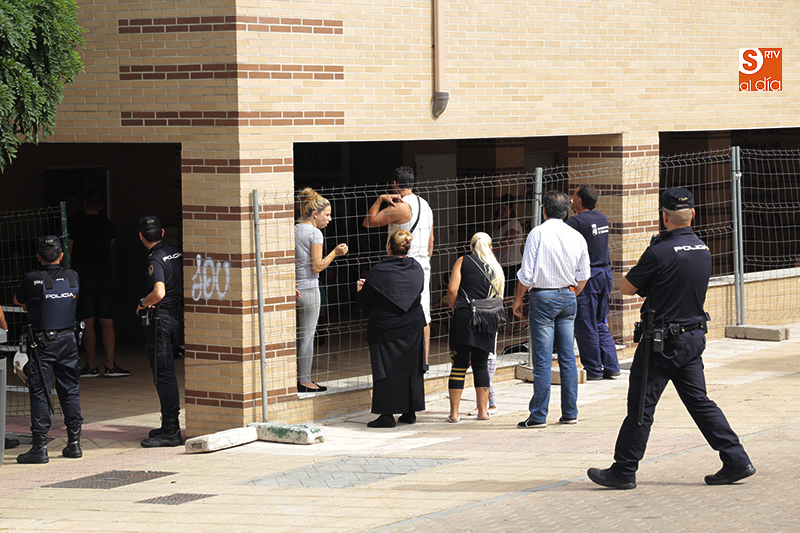 Policía Nacional y Local controlan el edificio ocupado en Los Alcaldes