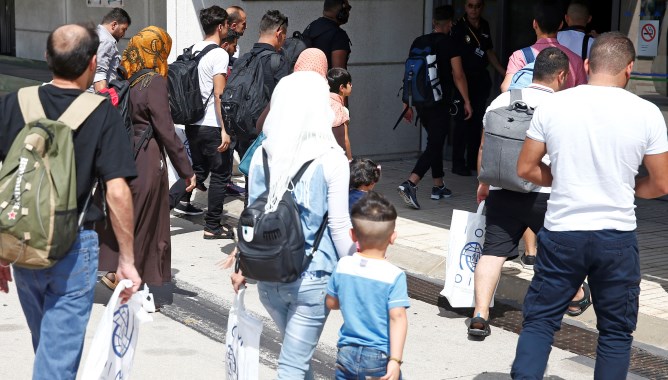 Llegada a España de los refugiados procedentes de Grecia