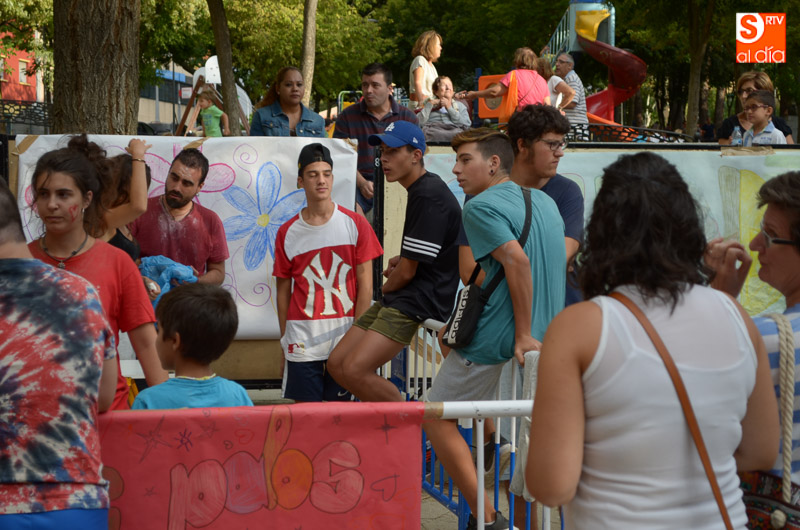 Cerca de un centenar de niños y jóvenes han participado en el campamento urbano ‘Proyecto...