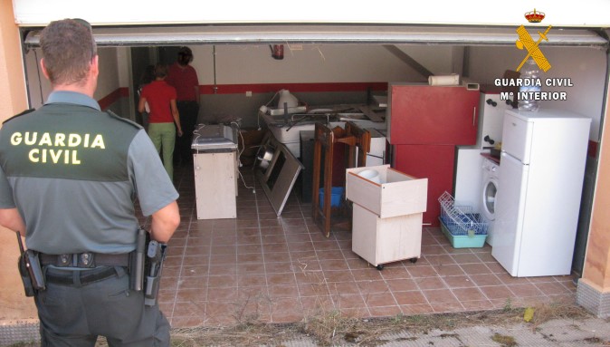 Registro de la Guardia Civil, que confirmó los robos y la ocupación ilegal de dos viviendas