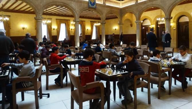 El Casino de Salamanca acogerá actos taurinos, deportivos, musicales y literarios
