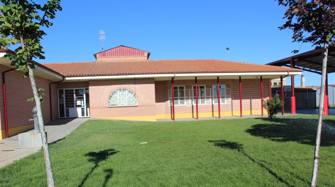 Colegio Rural Sendas en Gomecello