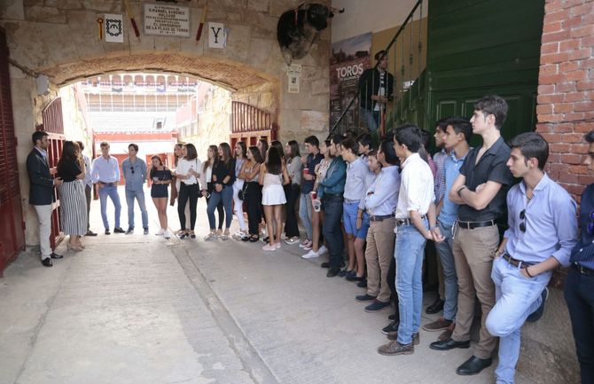 La Glorieta acoge la presentación del abono de Juventud Taurina