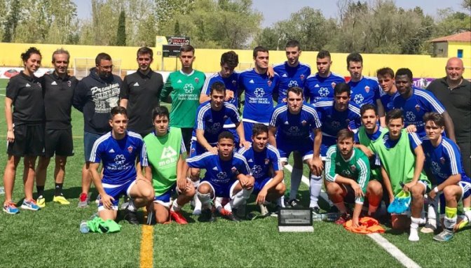 El CF Salmantino UDS B, ganador del torneo Virgen de la Vega