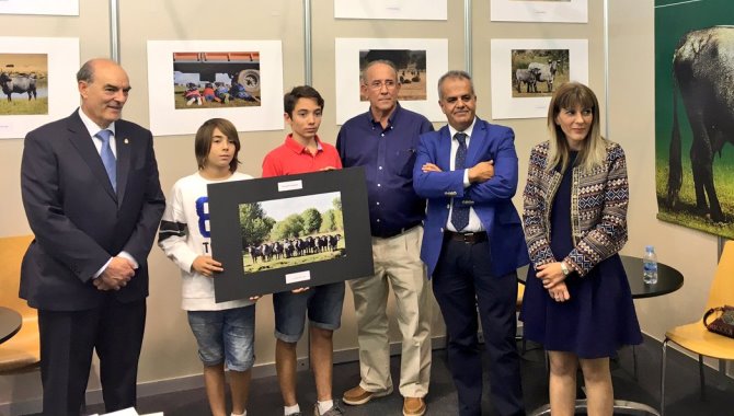 Entrega de premios en el stand de la raza morucha