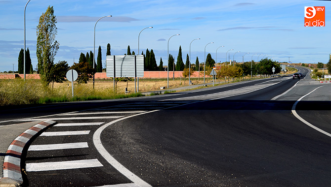 El PP ha mostrado su malestar por la falta de abogado que defendiera al Ayuntamiento en el juicio por el pago de la ampliación de las luminarias del camino del cementerio