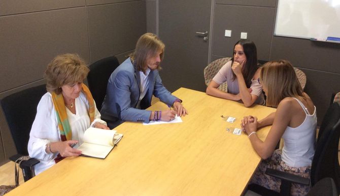 Podemos se reúne con representantes de las trabajadoras de la residencia de mayores  