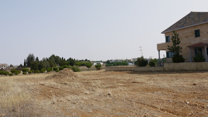 Una de las parcelas que ha limpiado el Ayuntamiento de Carbajosa de la Sagrada