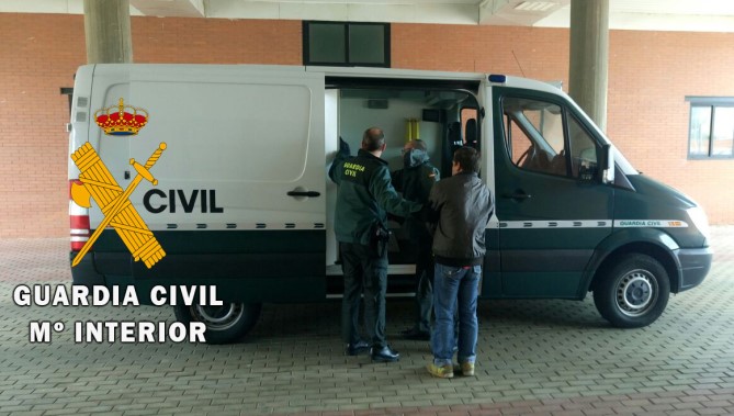 El detenido, reclamado por un Juzgado de Móstoles, en Madrid