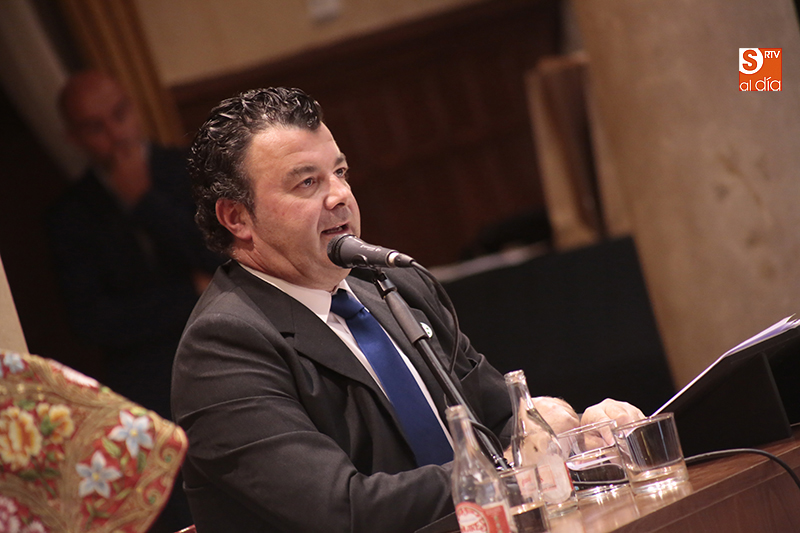 Paco Cañamero, en un momento de la conferencia en el Casino