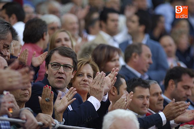 El alcalde, Alfonso Fernández Mañueco, en una barrera. Foto: Adrián Martín